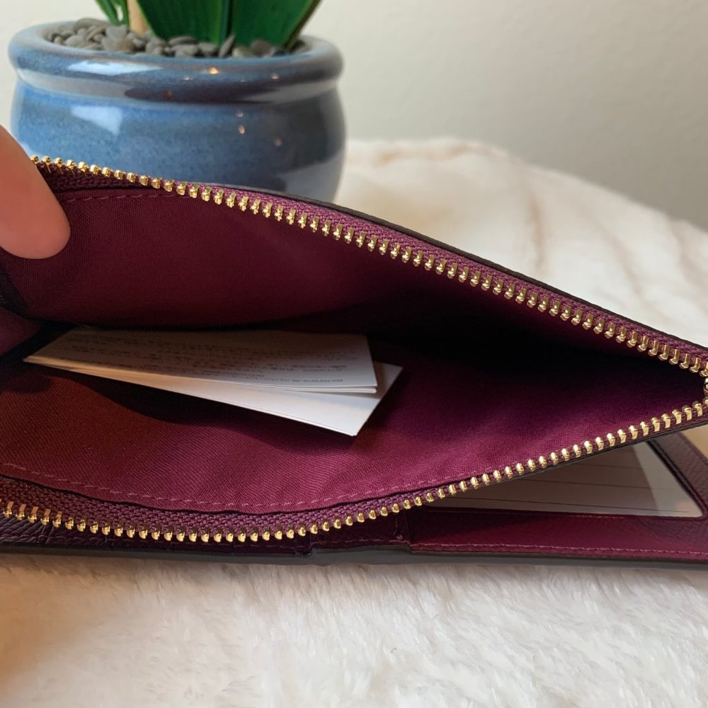 Coach Long Wallet - Picture 4 of 6
